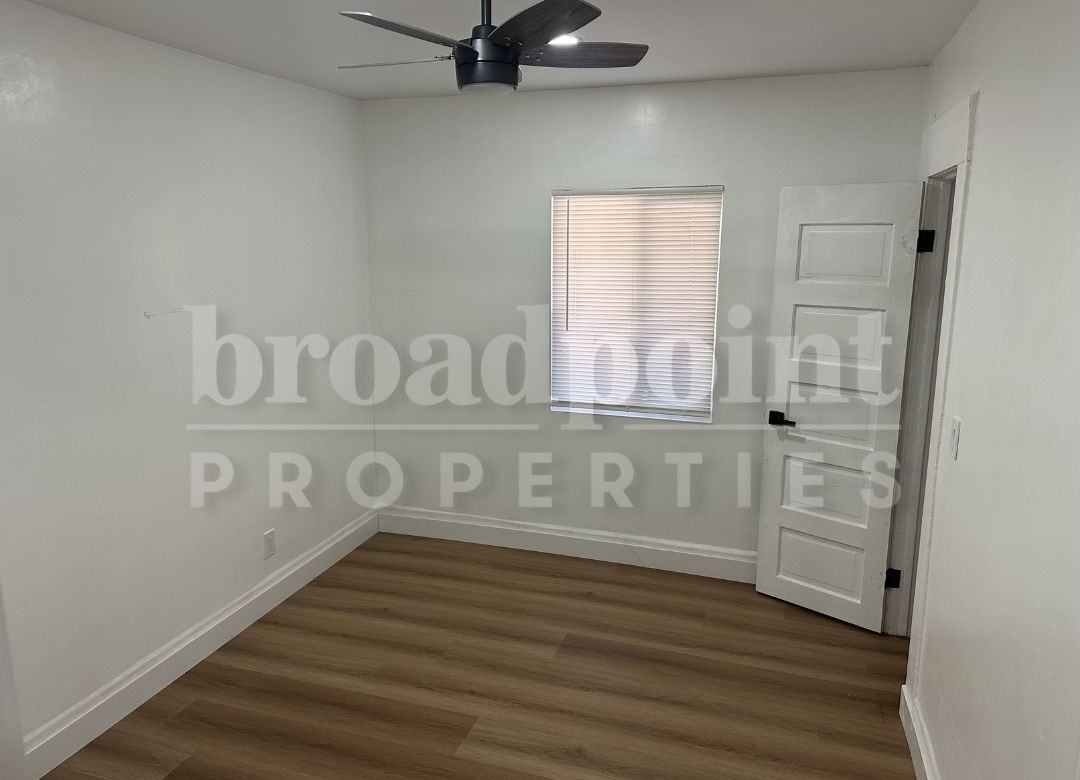 220 South 29th Street - Photo 7 of 11