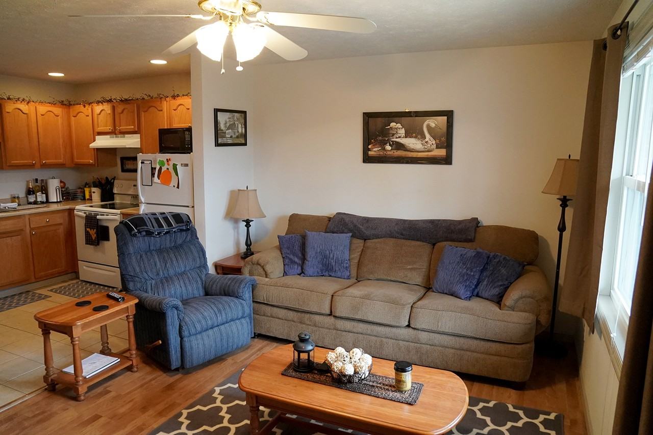 248 Wildwood Street - Photo 7 of 33