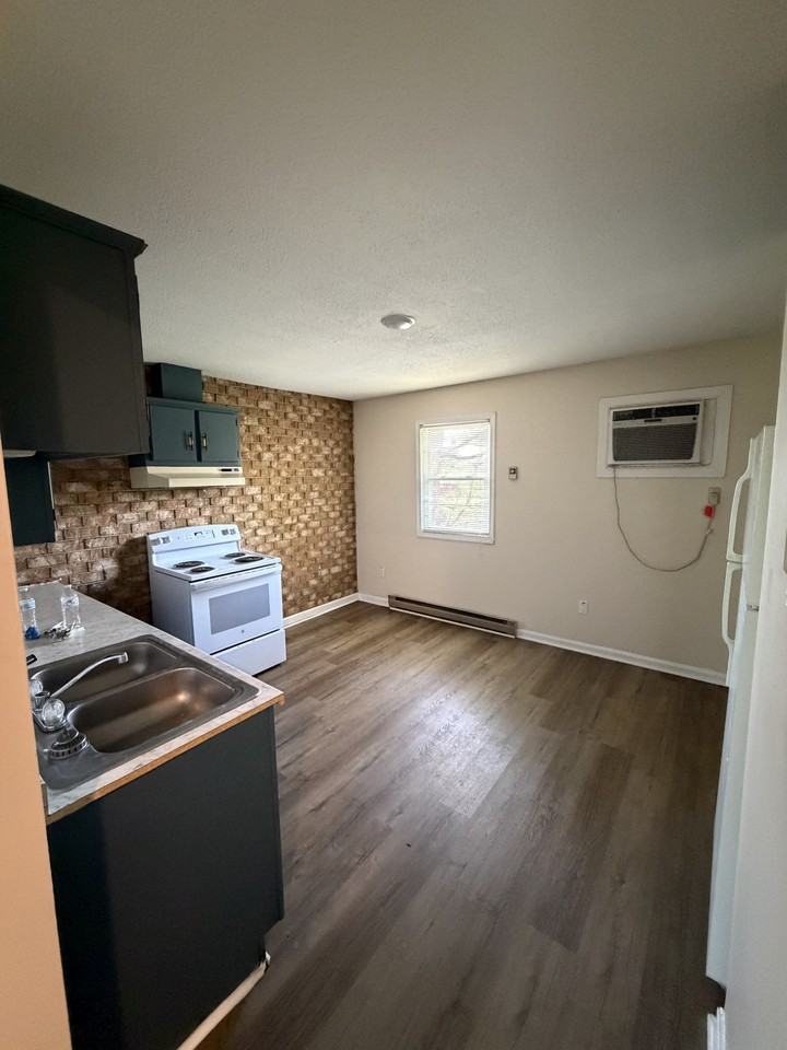 3244 Eagle School Road - 16 - Photo 4 of 11