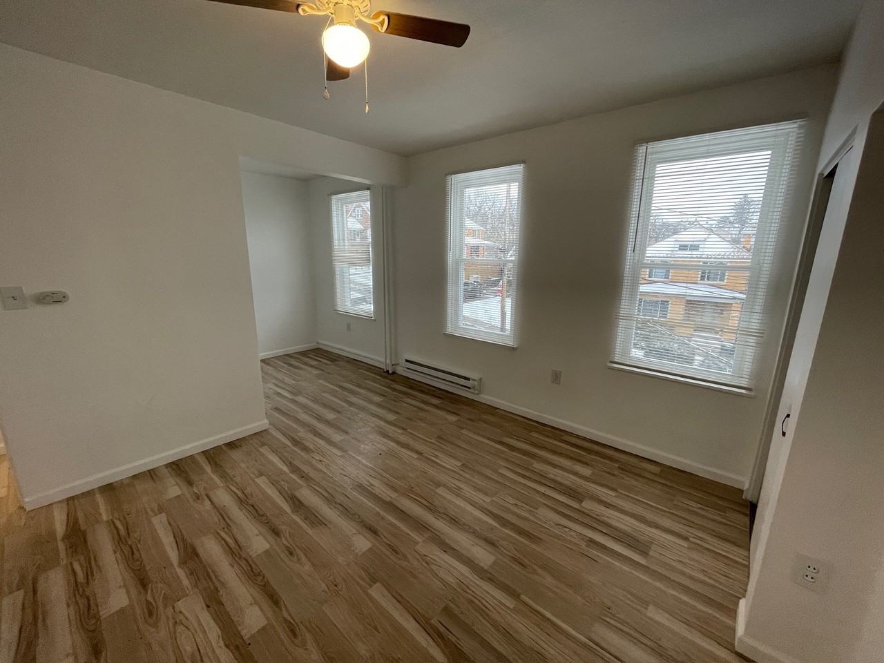 125 Lakewood Avenue - Photo 5 of 13