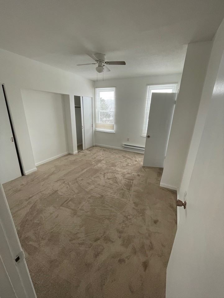 125 Lakewood Avenue - Photo 6 of 13