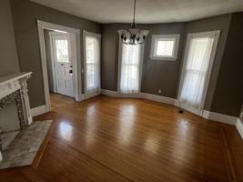 featured image of 213 Oxford St
