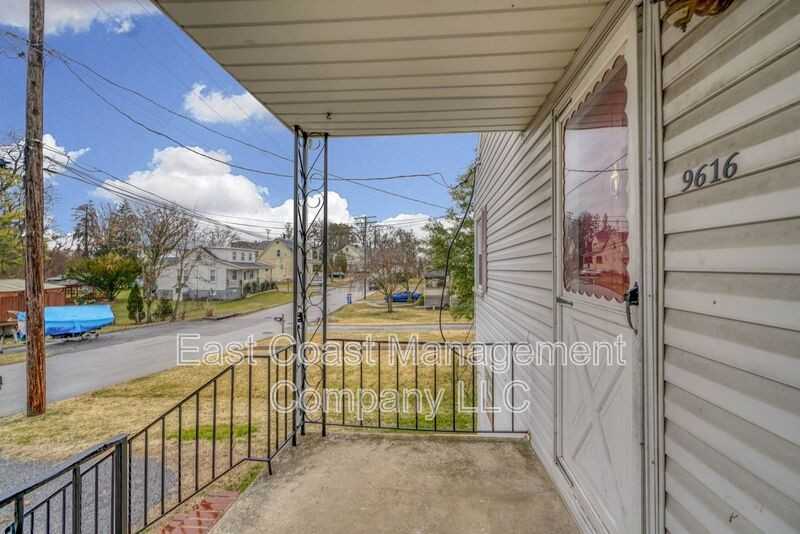 9616 Mason Ave - Photo 7 of 50