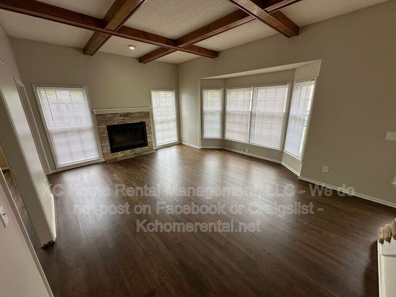 6633 W 151st Pl - Photo 7 of 31