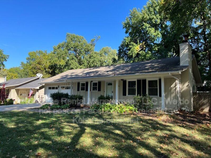 6809 Marty St - Photo 2 of 34