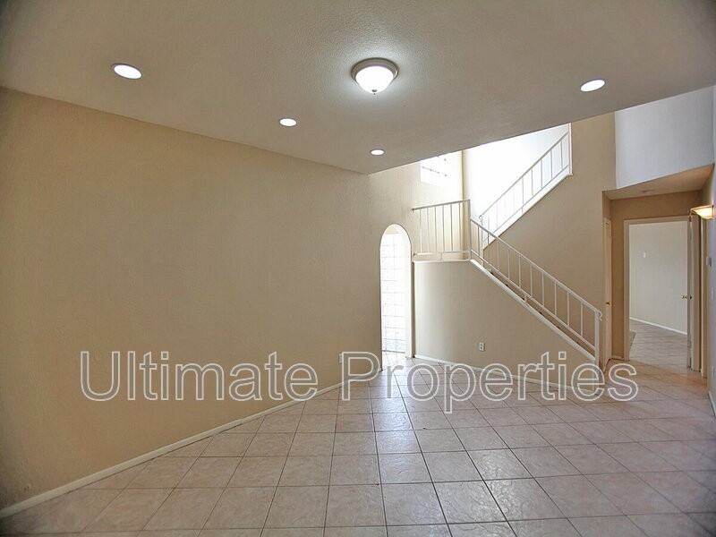 6337 W Turquoise Ave - Photo 3 of 10