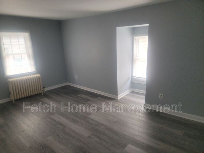 3 N Main St #E - Photo 3 of 11