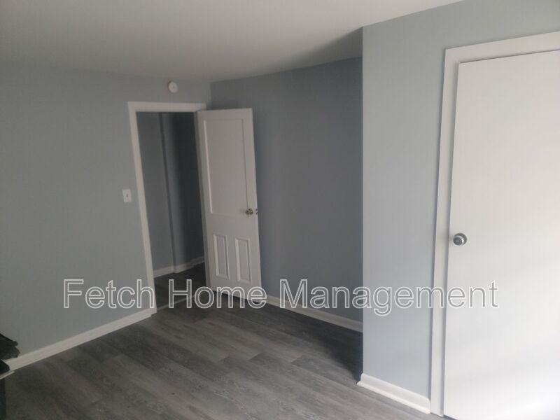 3 N Main St #E - Photo 6 of 11