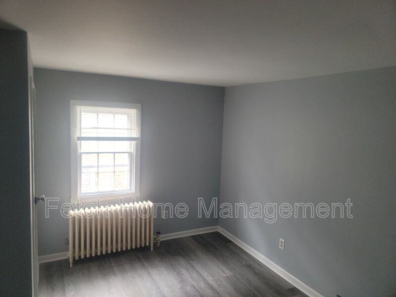 3 N Main St #E - Photo 7 of 11