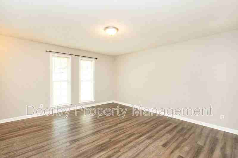 901 Forest Dale Ln #B - Photo 6 of 14