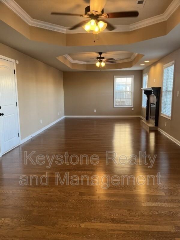 3357 Wiser Dr - Photo 5 of 16