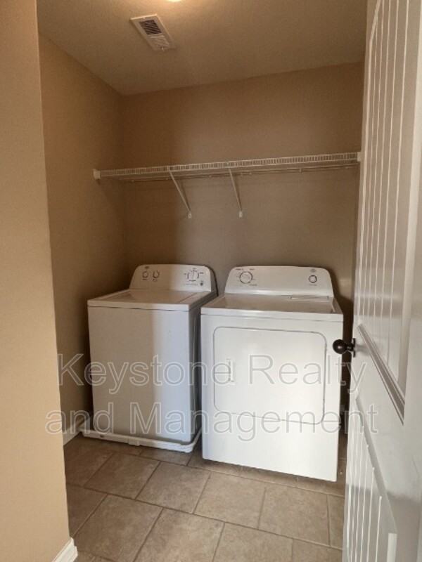 3357 Wiser Dr - Photo 7 of 16