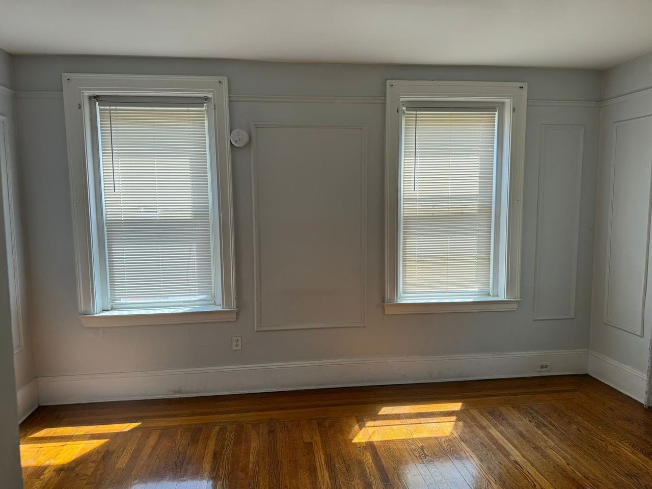 1475 Chapel Street - Photo 7 of 18