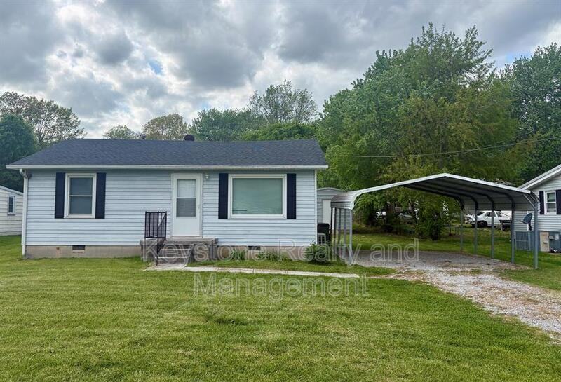 624 Vass Ln - Photo 2 of 9