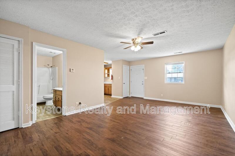 308 Thompsonville Ln - Photo 4 of 15