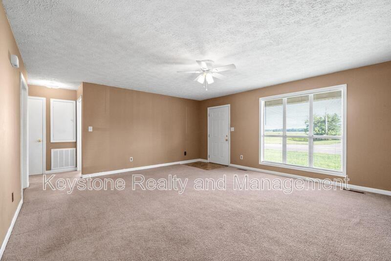 306 Thompsonville Ln #901 - Photo 4 of 10