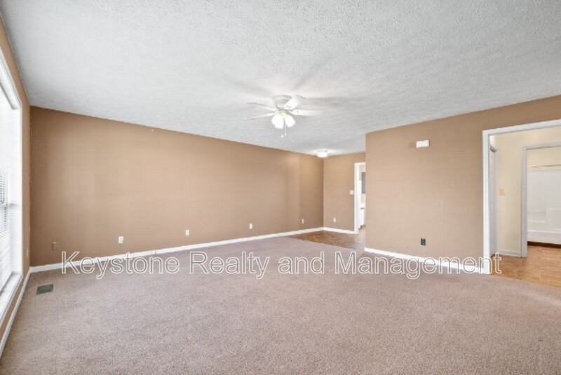 306 Thompsonville Ln #907 - Photo 3 of 16