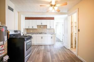 featured image of 32 Joy St #2R