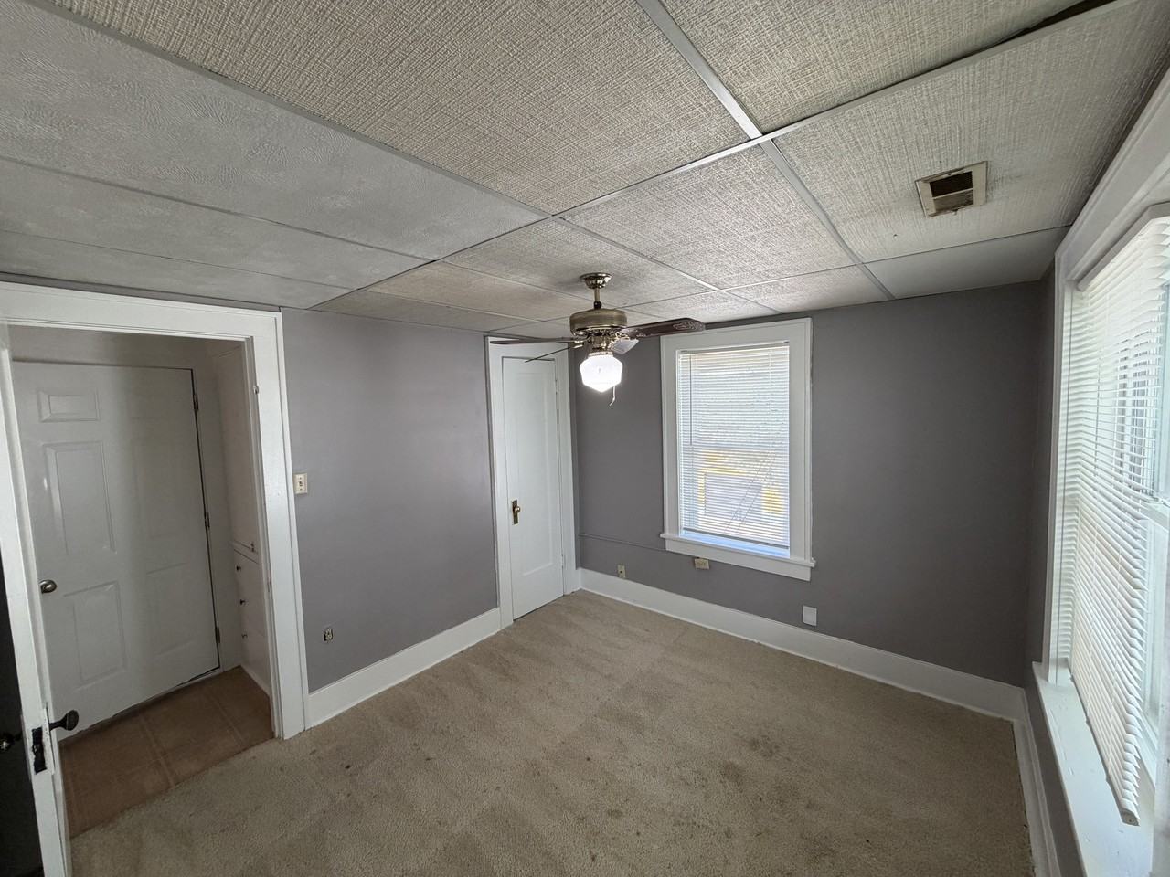 707 North Broadway Street - Photo 4 of 7