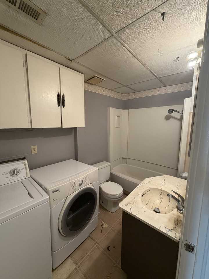 707 North Broadway Street - Photo 7 of 7