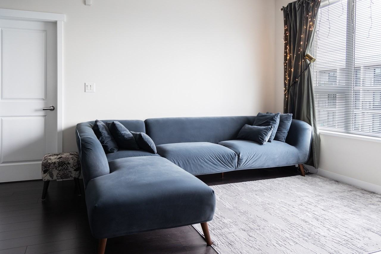 9877 University Crescent #412 - Photo 7 of 20