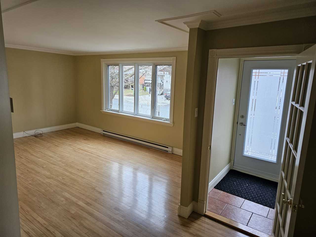 2350 Rue Saint-Émile - Photo 3 of 17