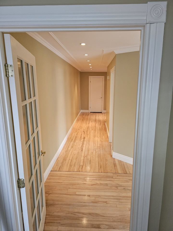 2350 Rue Saint-Émile - Photo 2 of 17