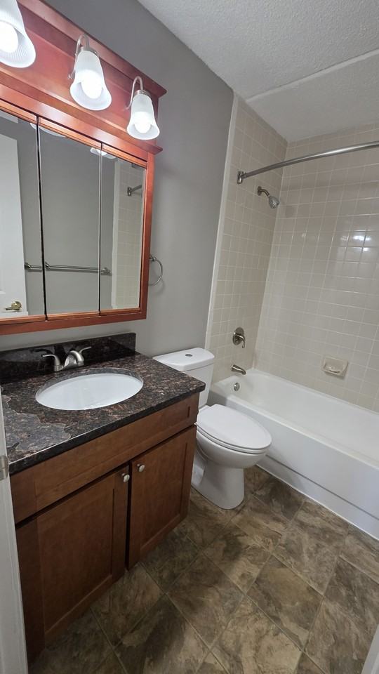 50 Island View Pl #405 - Photo 6 of 9