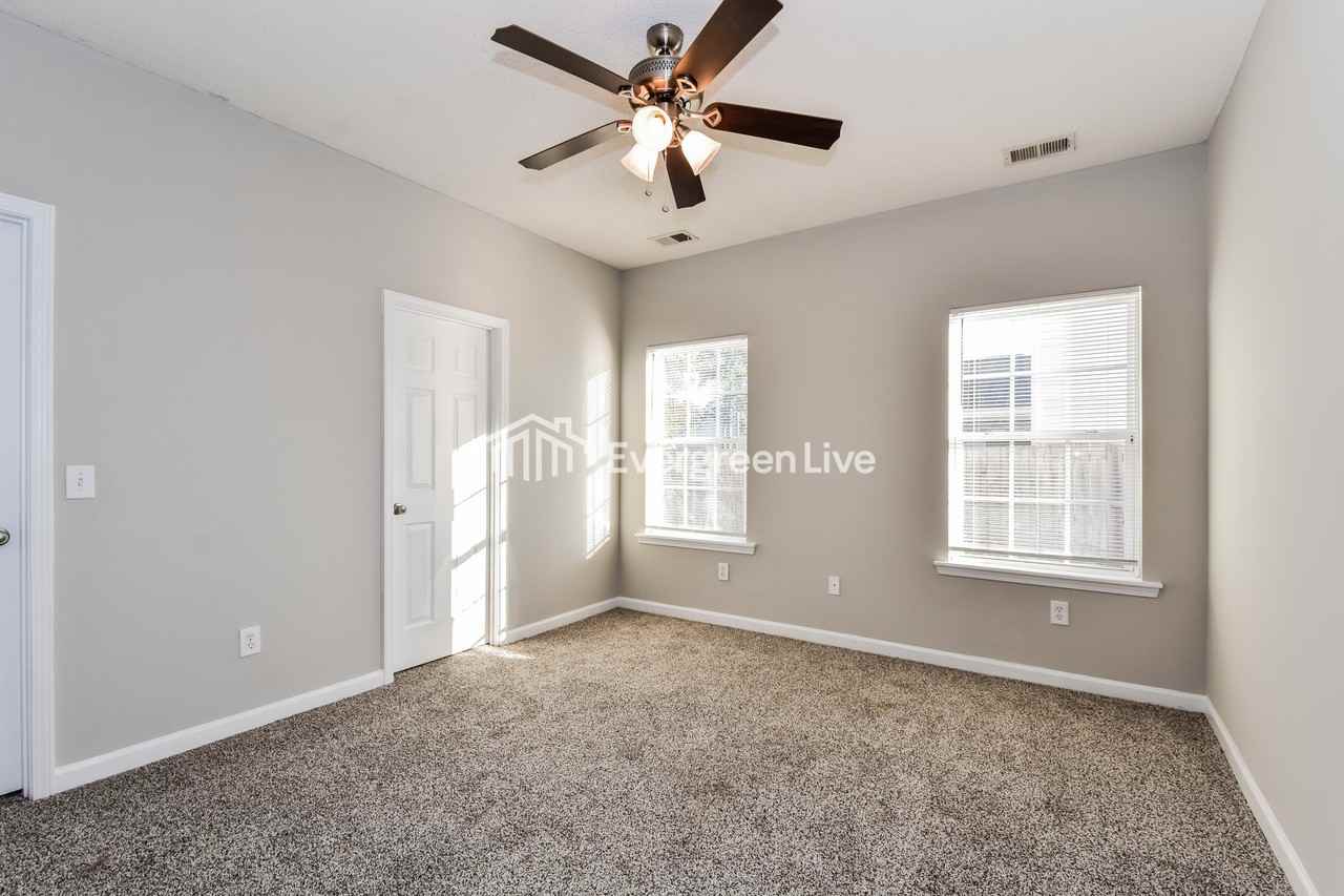 605 Harlequin Ct - Photo 7 of 15