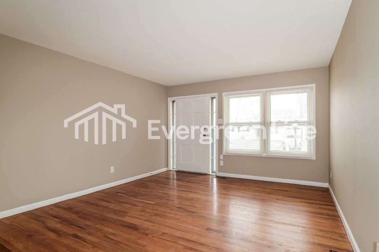 12157 Criterion Ave - Photo 3 of 15