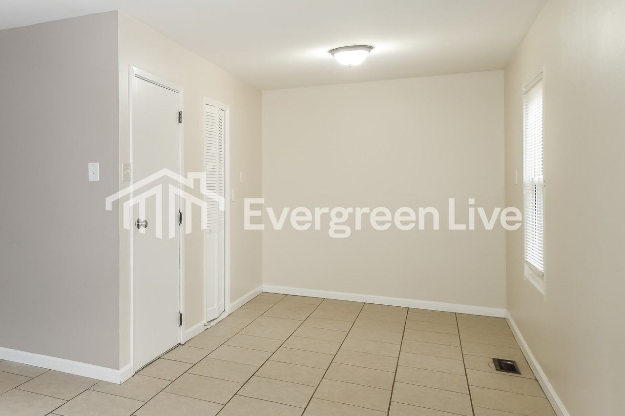 12157 Criterion Ave - Photo 4 of 15