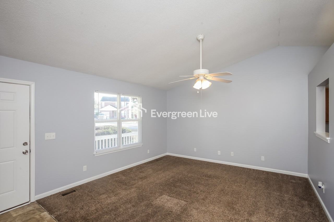 410 Clyde Ct - Photo 2 of 15