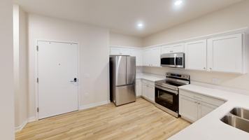 featured image of 900 3rd St Se