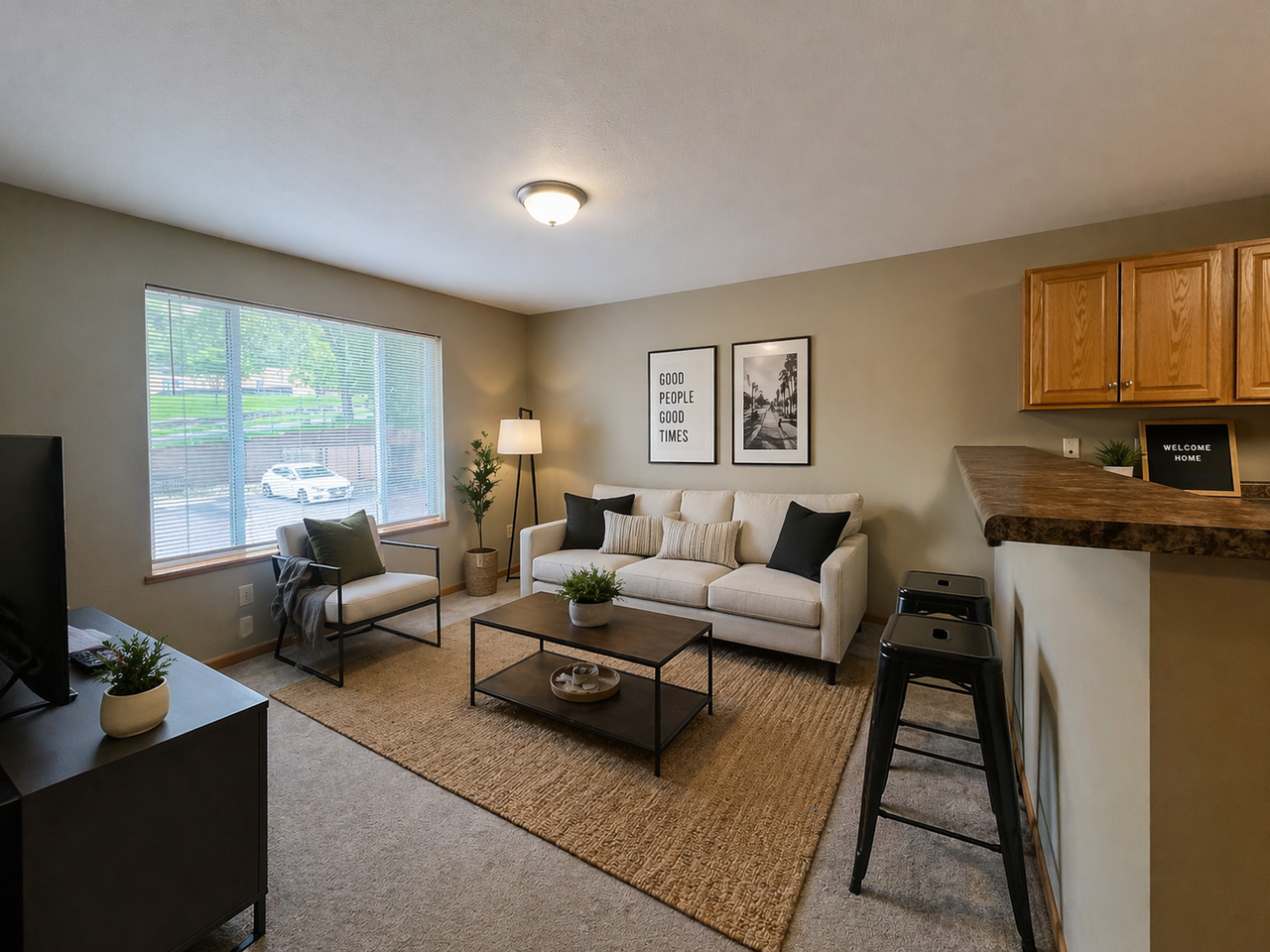 202 James - Photo 2 of 12