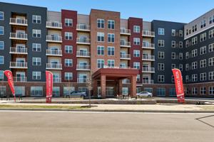 featured image of 1003 Huxley St