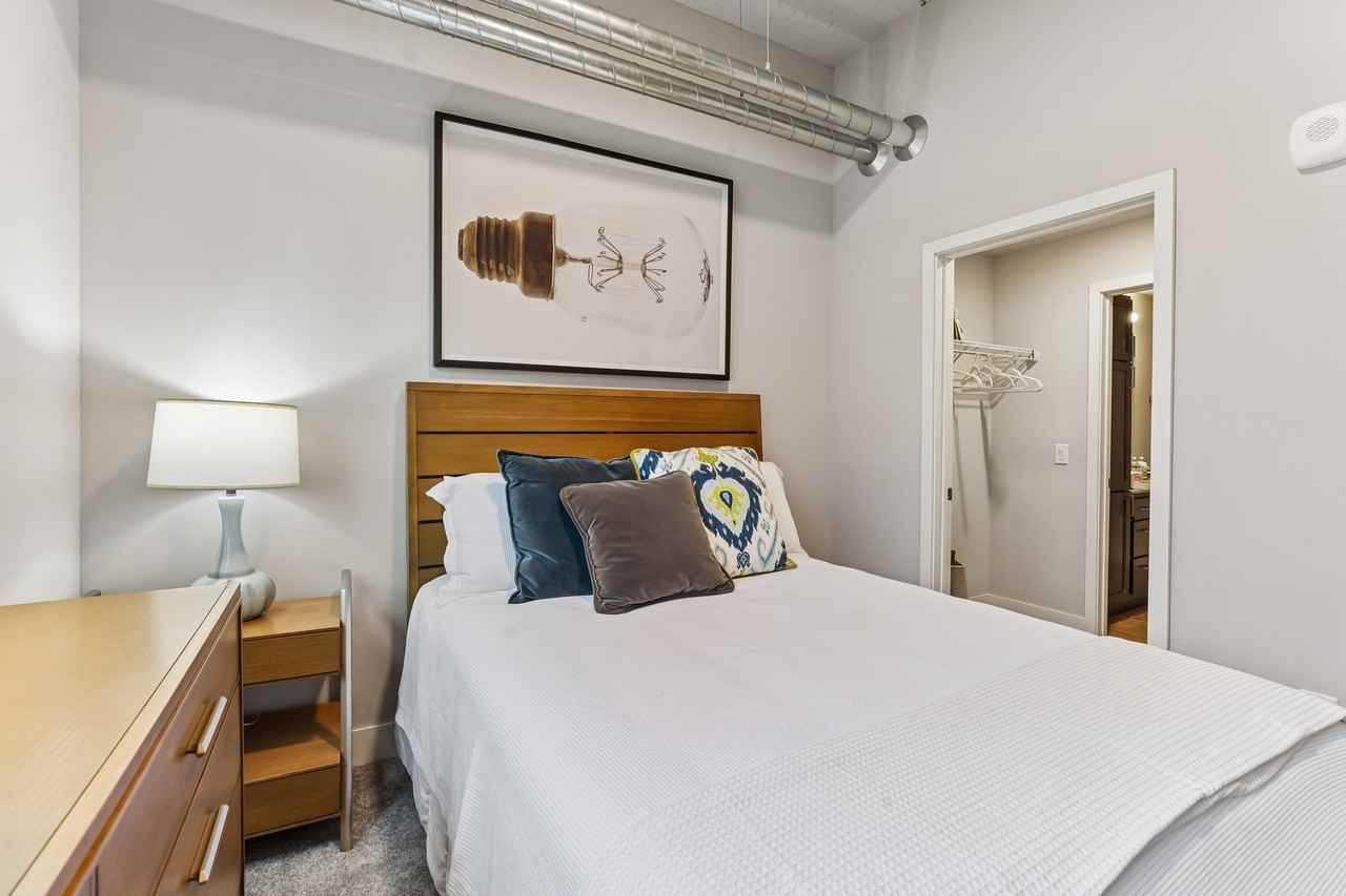 The Victoria at Huxley Yards - Photo 6 of 31