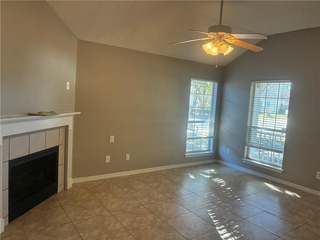 611 Westchase Ct S - Photo 5 of 19