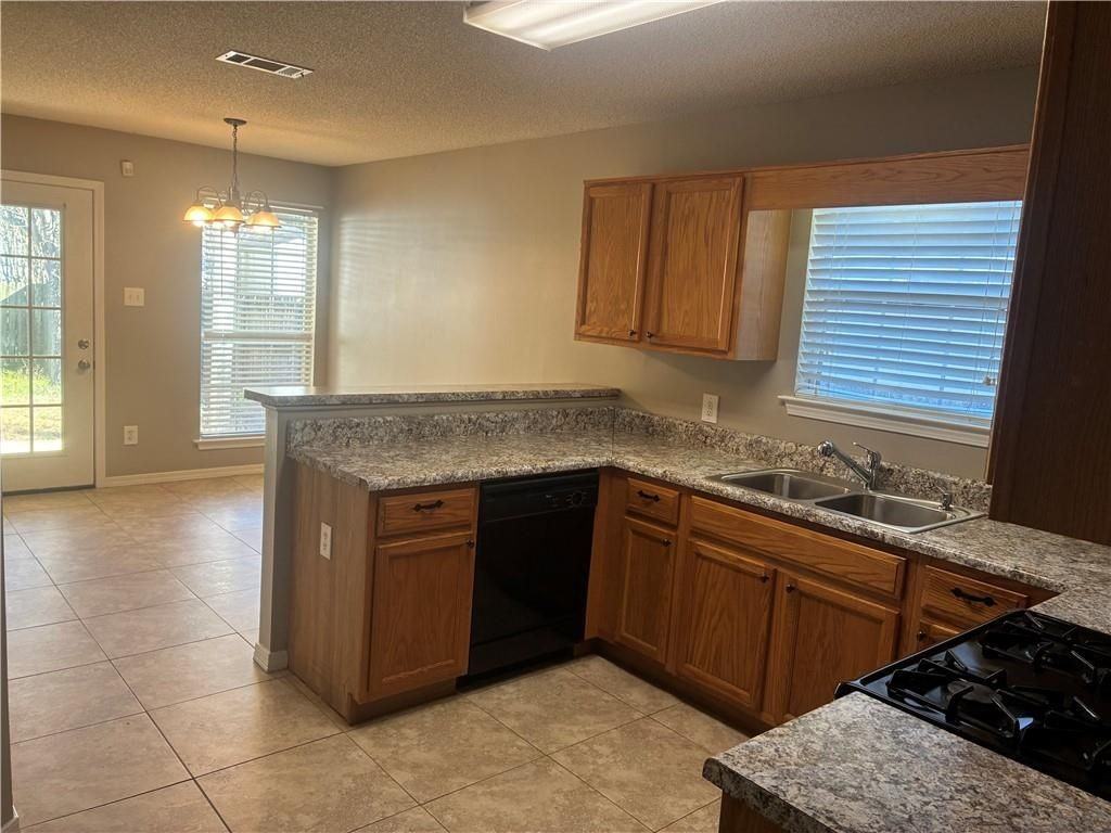 611 Westchase Ct S - Photo 6 of 19