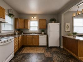 featured image of 1100 W Rex St