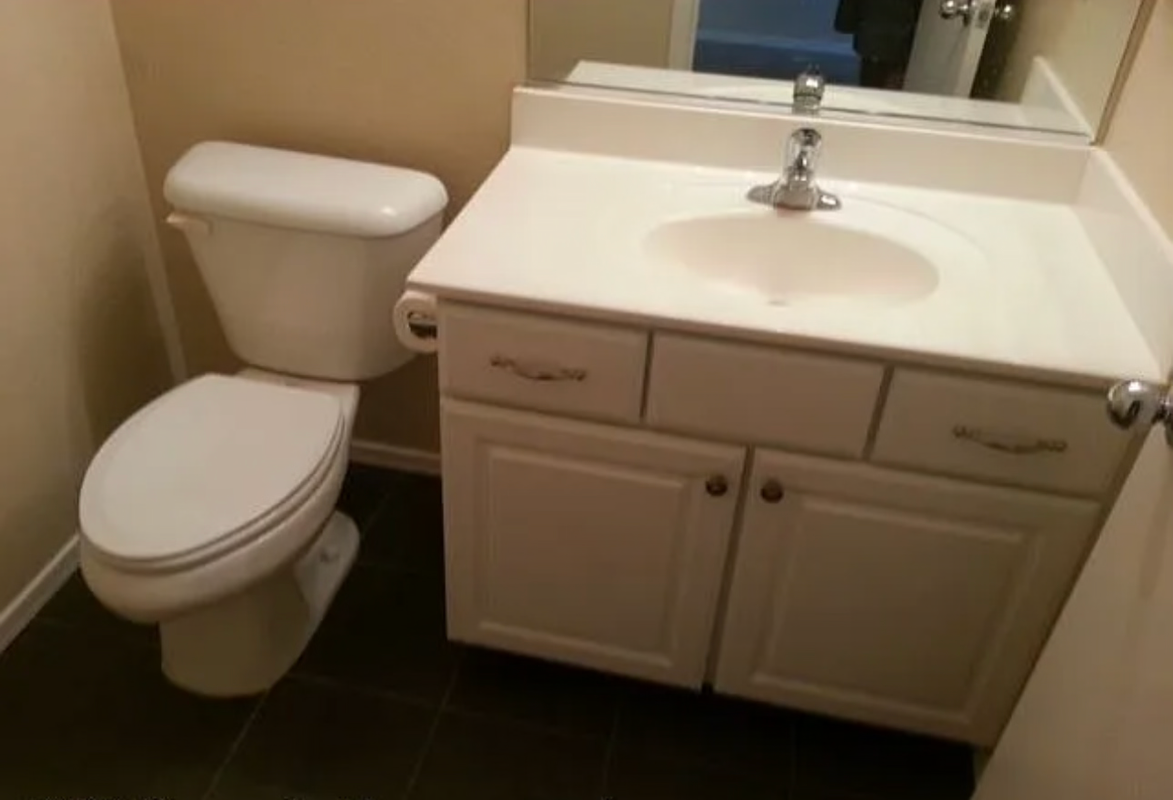 25781 W Elizabeth Ave - Photo 3 of 4