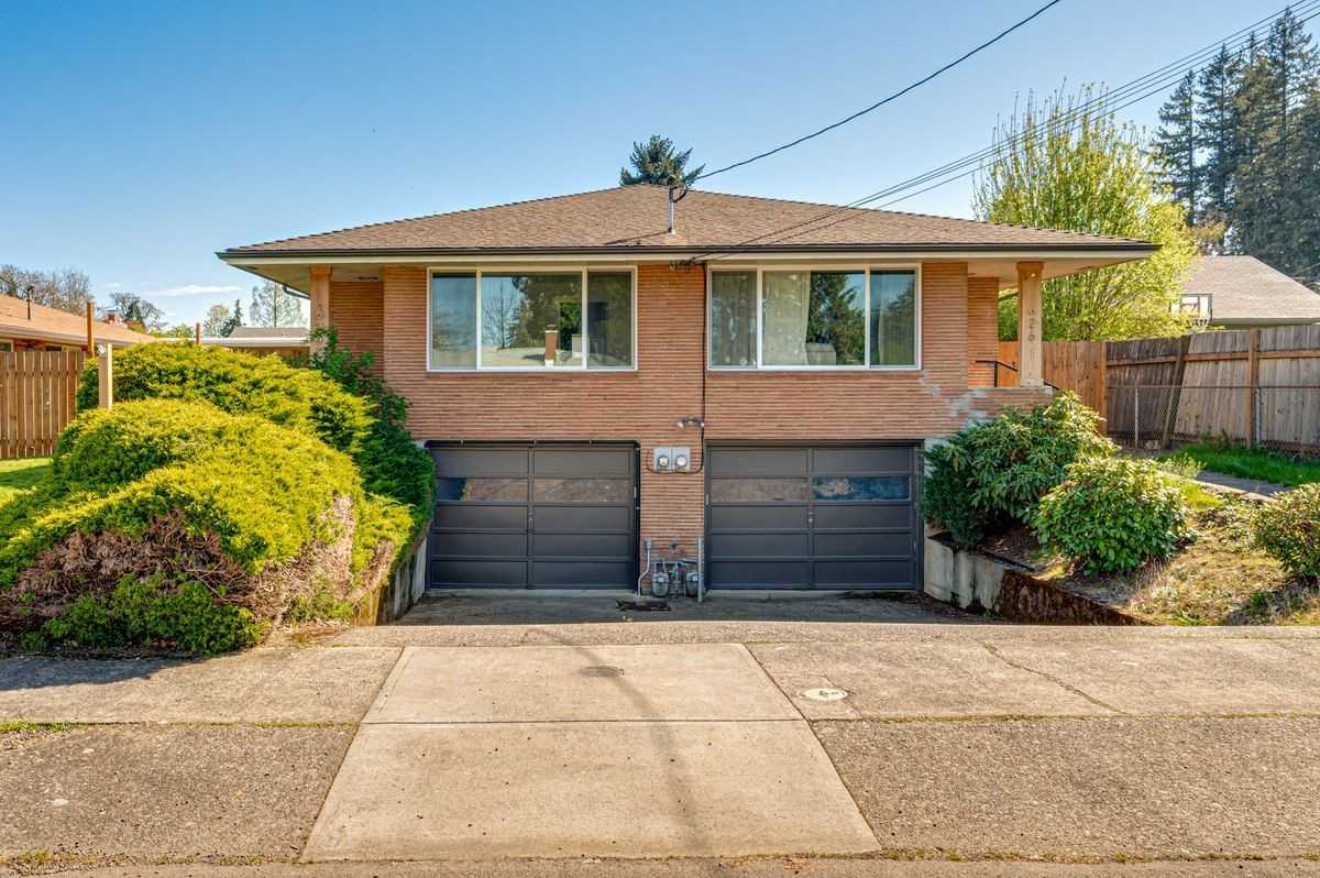 634 Ne 19th Ave - Photo 2 of 20
