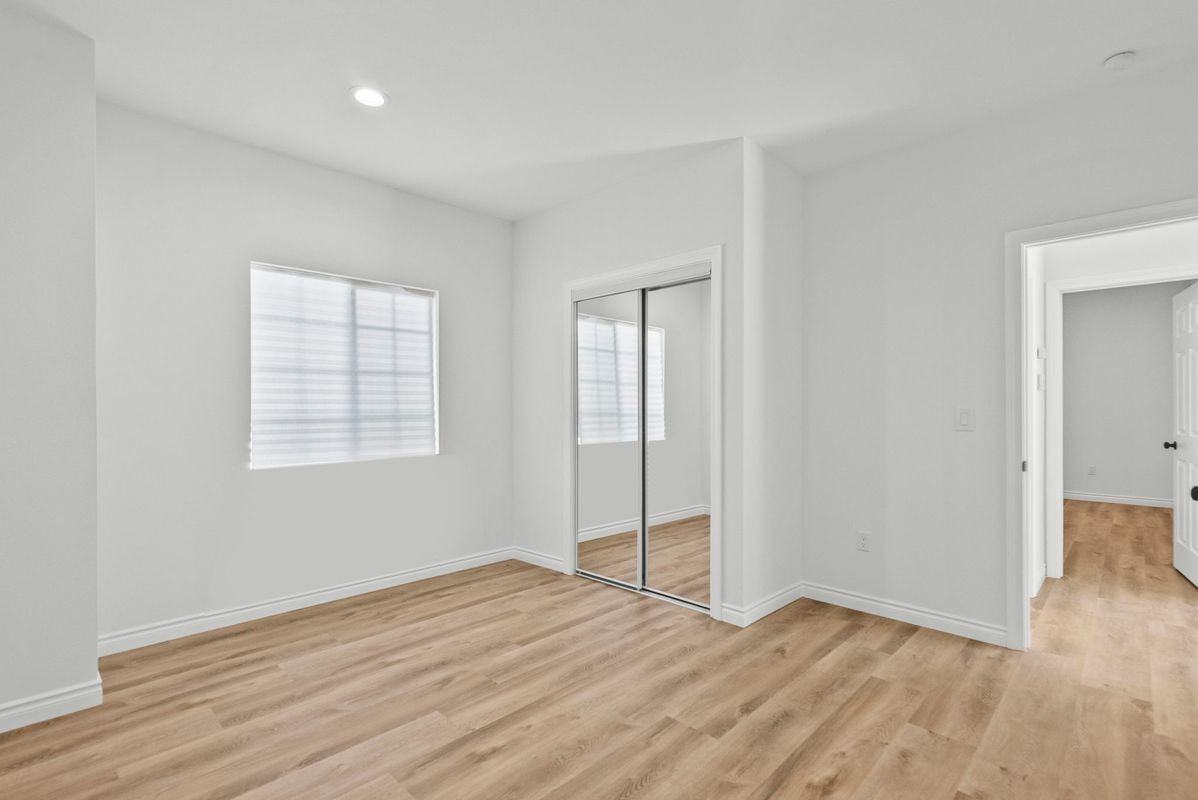 3666 2nd Ave - Photo 7 of 13