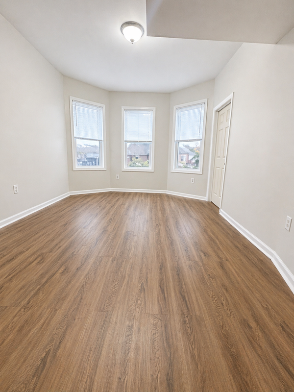 296 N Clinton St - Photo 2 of 13