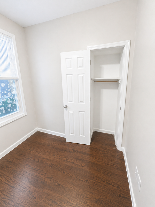 296 N Clinton St - Photo 6 of 13