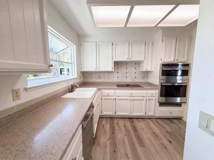 5901 Small Hill Ct - Photo 5 of 25