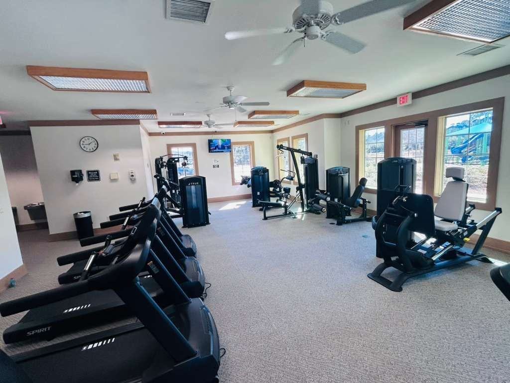 226 Willow Point Cir - Photo 3 of 47