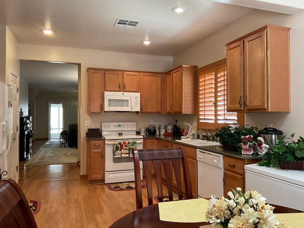 7937 Tern Ct - Photo 5 of 17