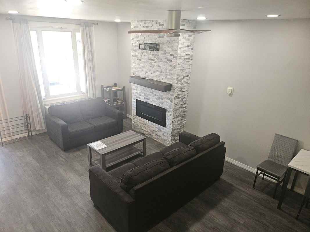 6332 Summer St - Photo 2 of 12