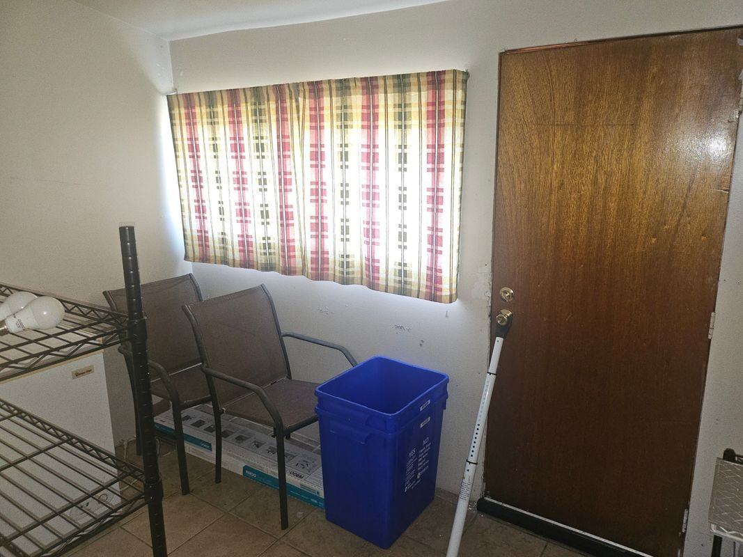 6332 Summer St - Photo 5 of 12