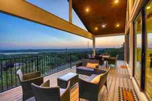 featured image of 7002 Deepwood Dr